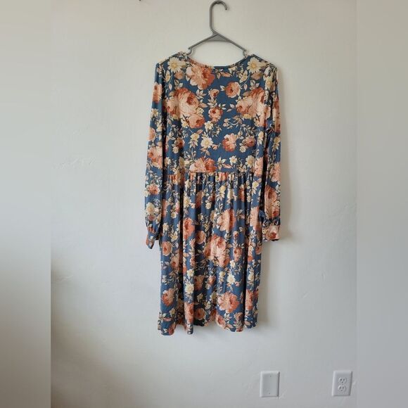 Mimi+Daphne Floral Midi Dress Blue Classic Modest Teacher Pockets Lightweight L - Picture 9 of 10